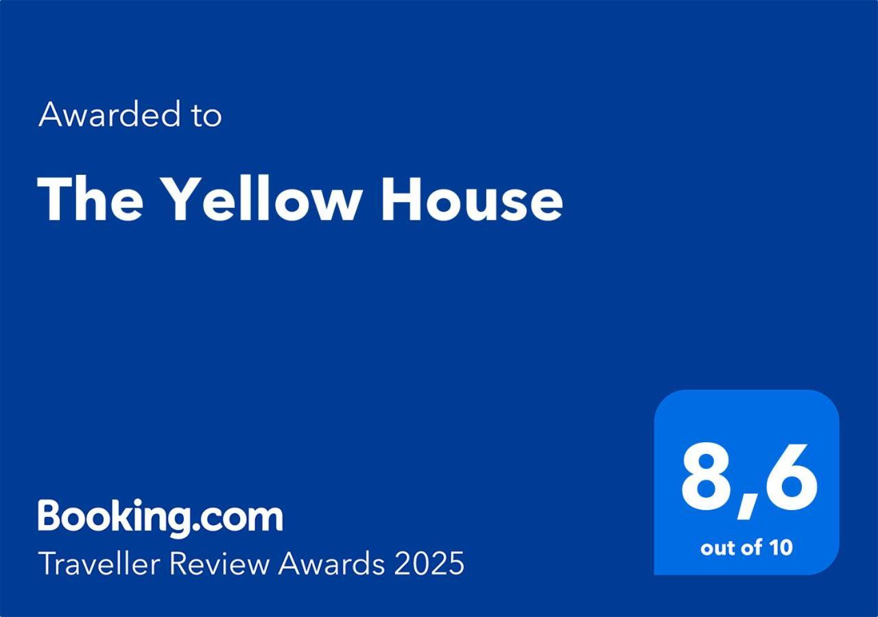 The Yellow House 卡塔尼亚 外观 照片
